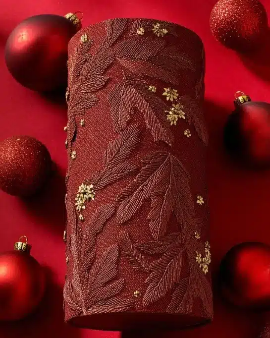 Bûche de Noël Chaï Latte – un dessert festif aux saveurs épicées.