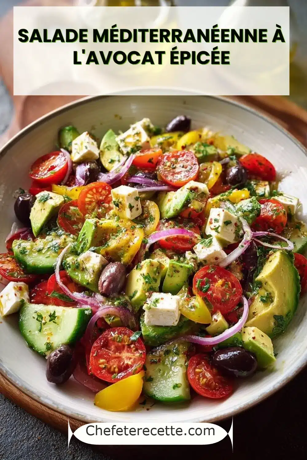 Salade Méditerranéenne à l'Avocat Épicée